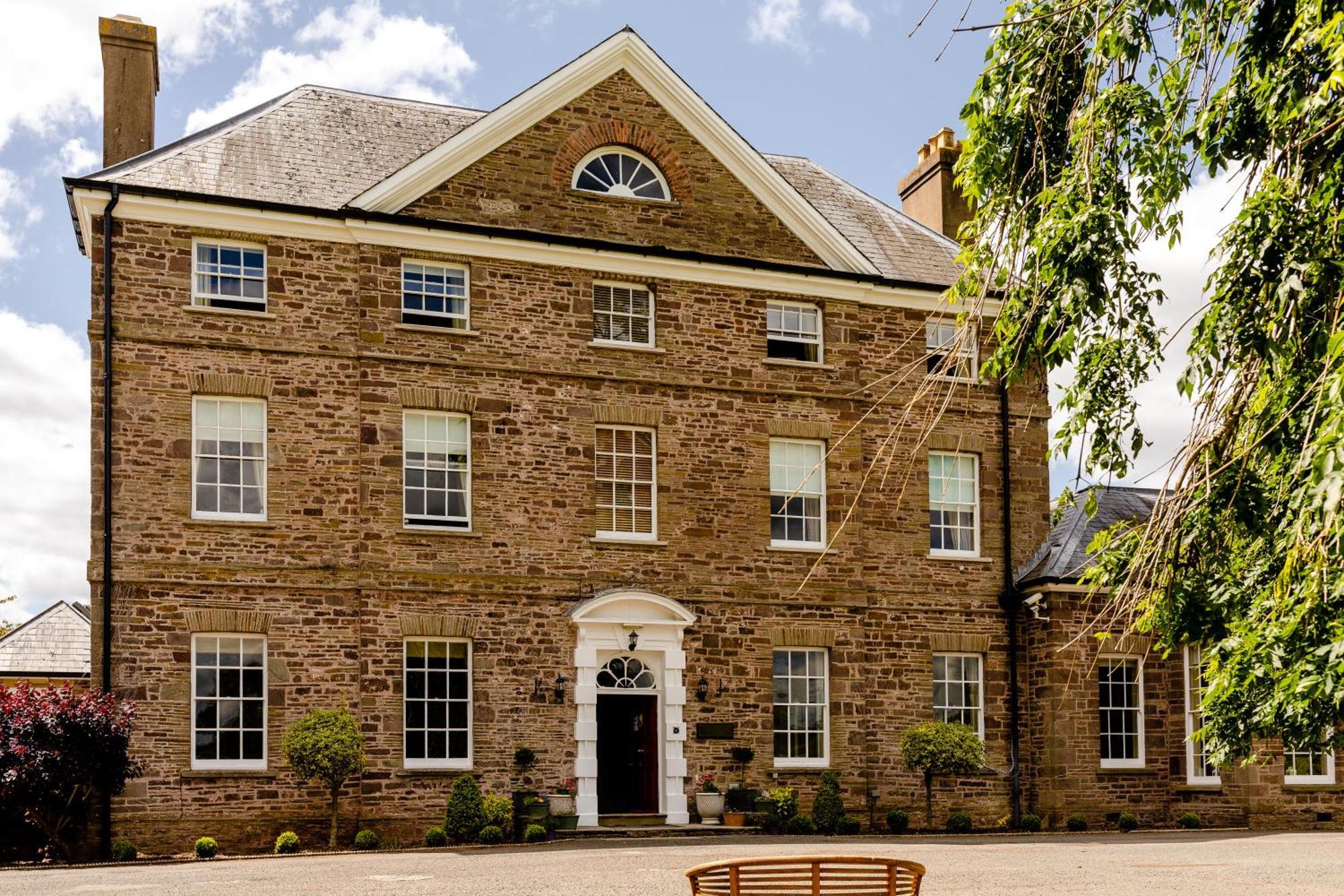 Peterstone Court Country House Restaurant & Spa Brecon Kültér fotó