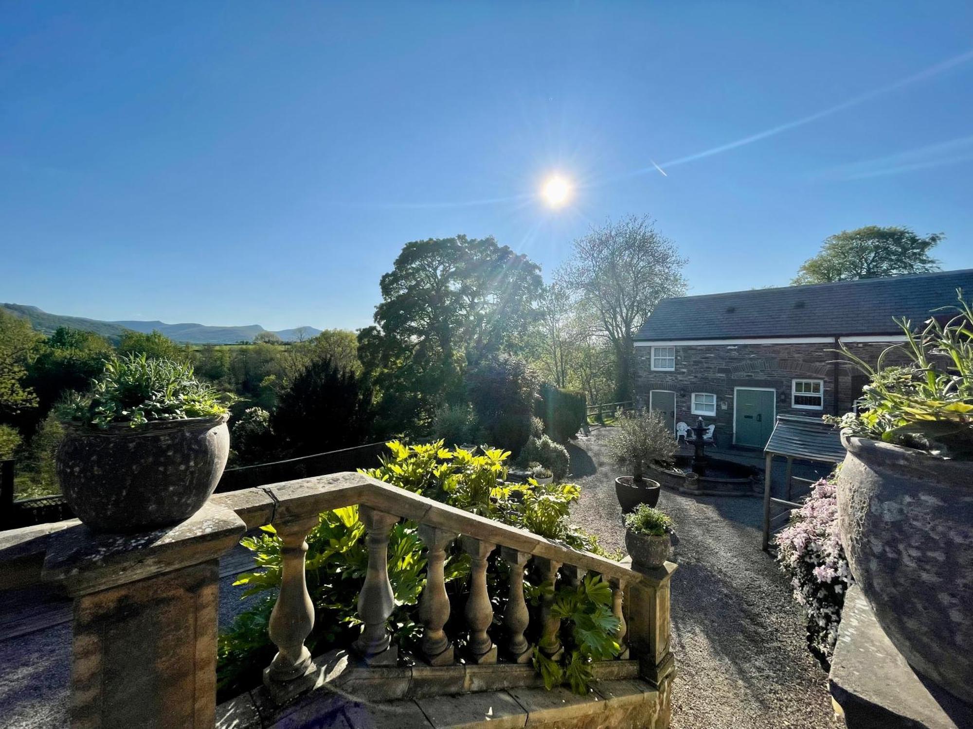 Peterstone Court Country House Restaurant & Spa Brecon Kültér fotó