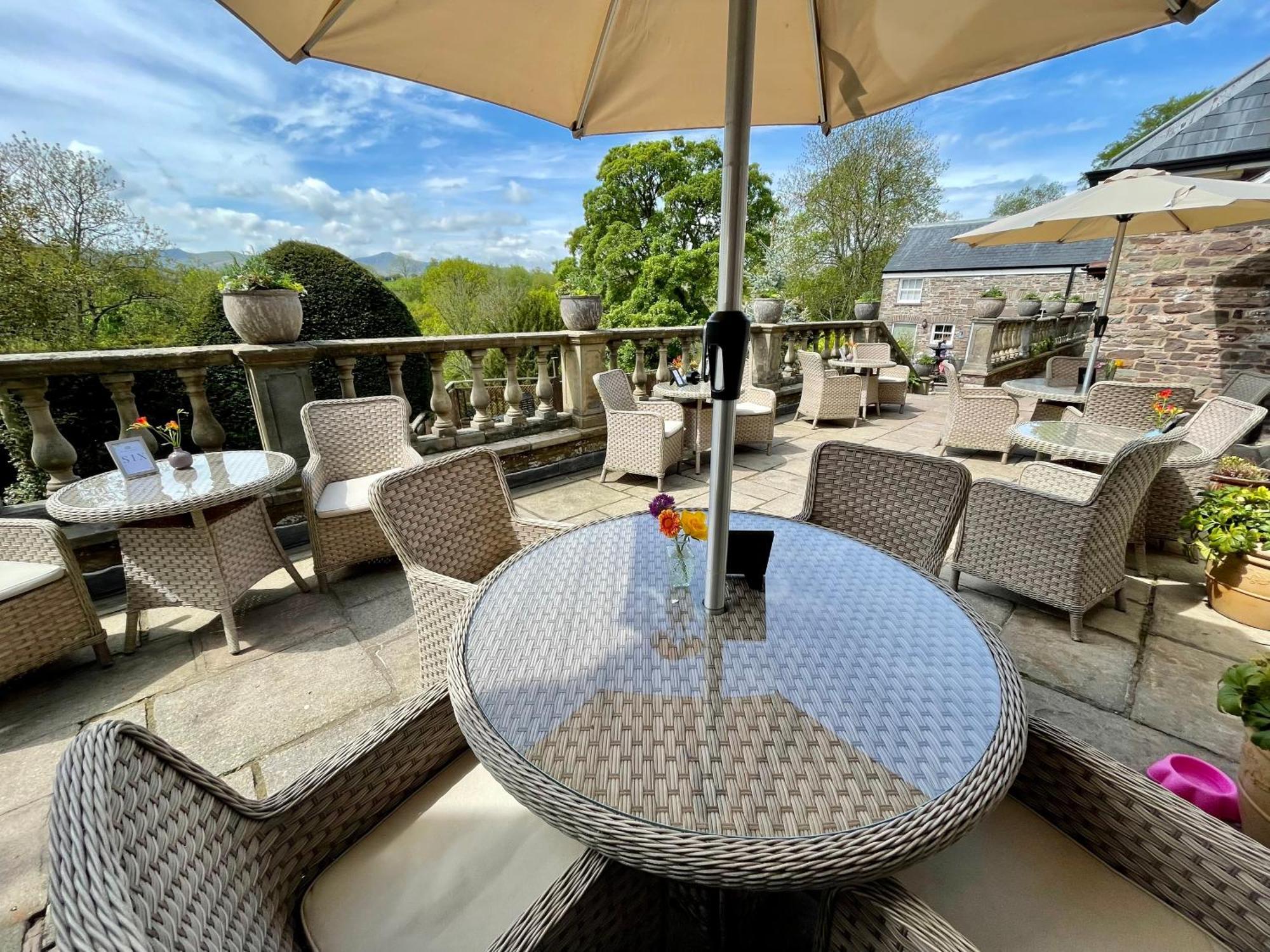 Peterstone Court Country House Restaurant & Spa Brecon Kültér fotó