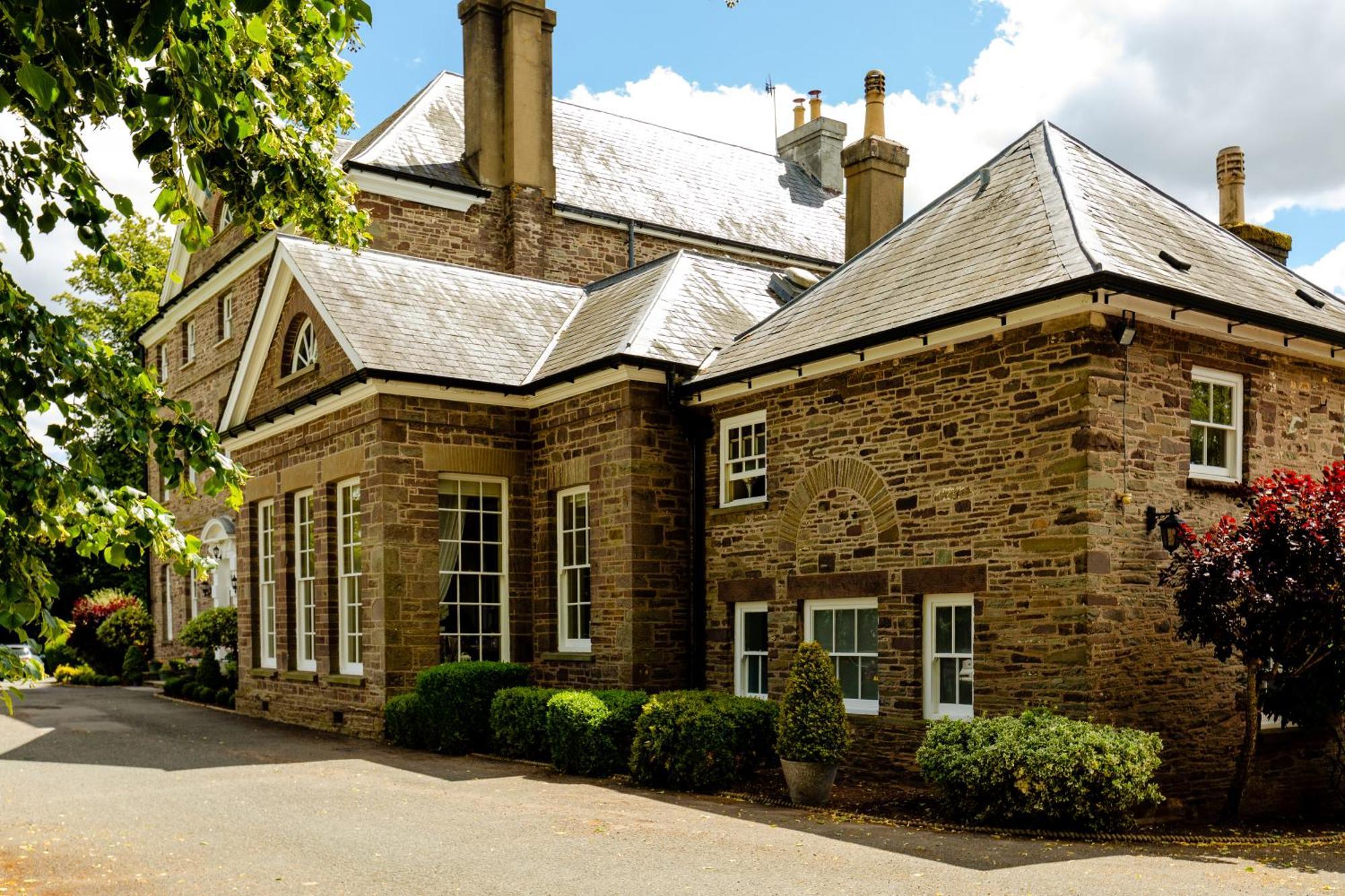 Peterstone Court Country House Restaurant & Spa Brecon Kültér fotó